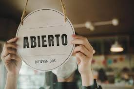 Emprender siempre es una opción cuando no tienes un «Status» legal&nbsp;definido.